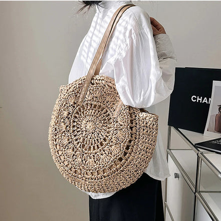 Round Straw Tote Bag