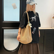 Trendy Tulip Pendant Crochet Shoulder Bag