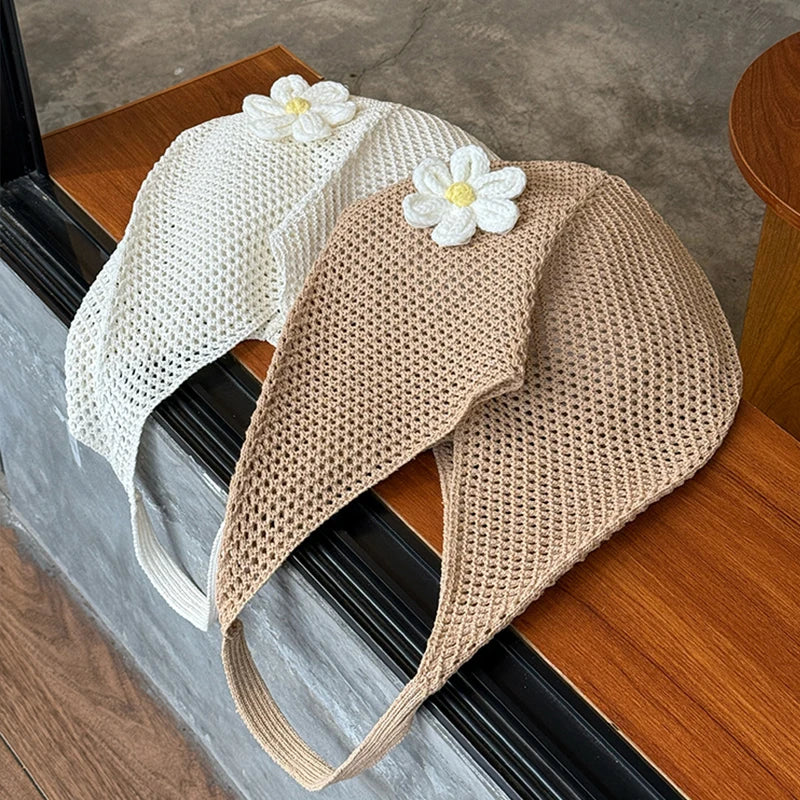 Trendy Hollow Out Weave Straw Bag